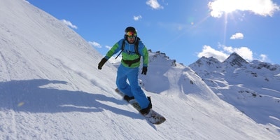 Snowboardy
