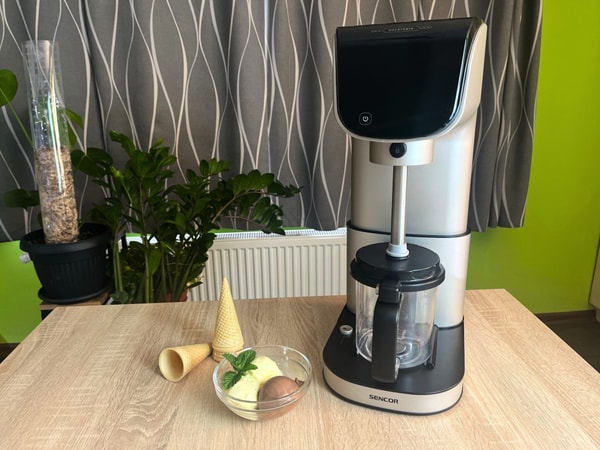 Zmrzlinovač Sencor Gelateria