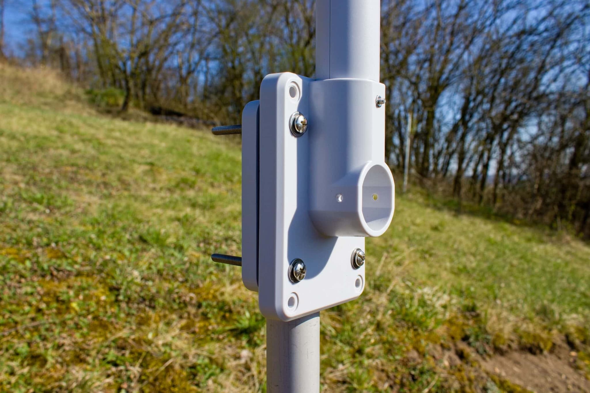 držiak snímača 7v1, meteorologická stanica Sencor SWS 16600 WIFI SH, snímač 7 v 1, recenzia Testado