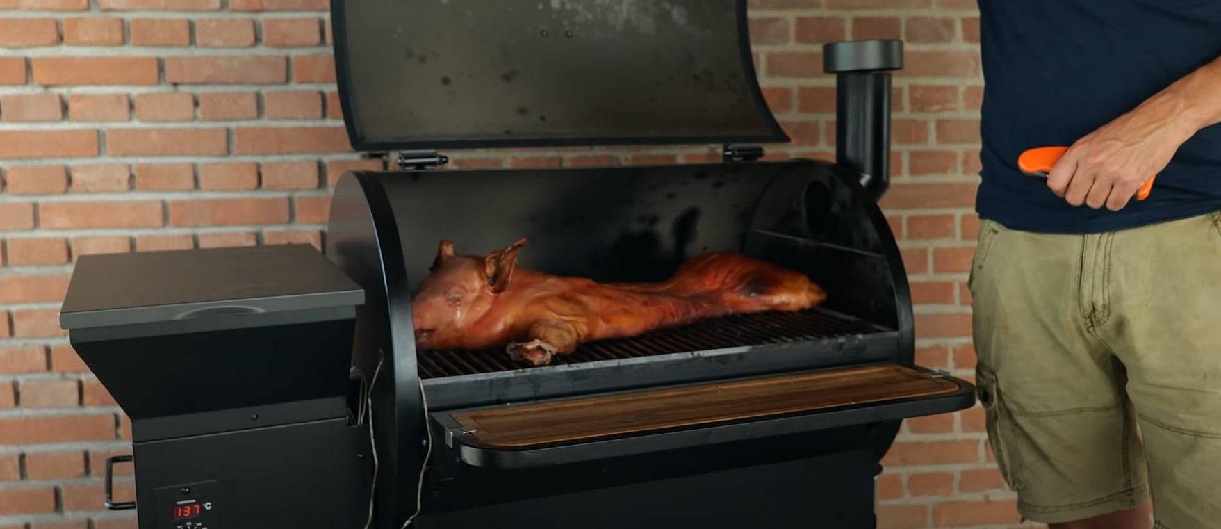 Grilované sele recenze a test grilů testado gril na prasiatko
