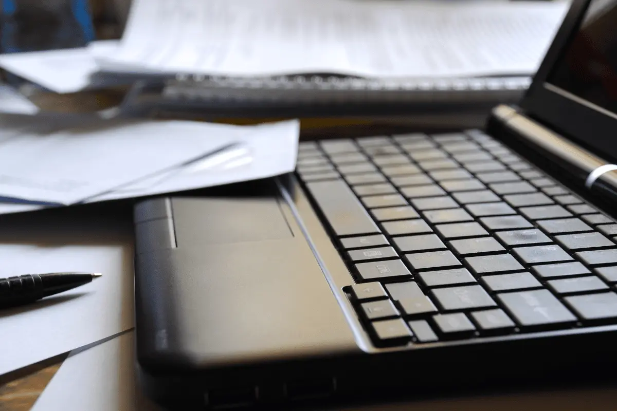 najlepšie notebooky a ultrabooky touchpad