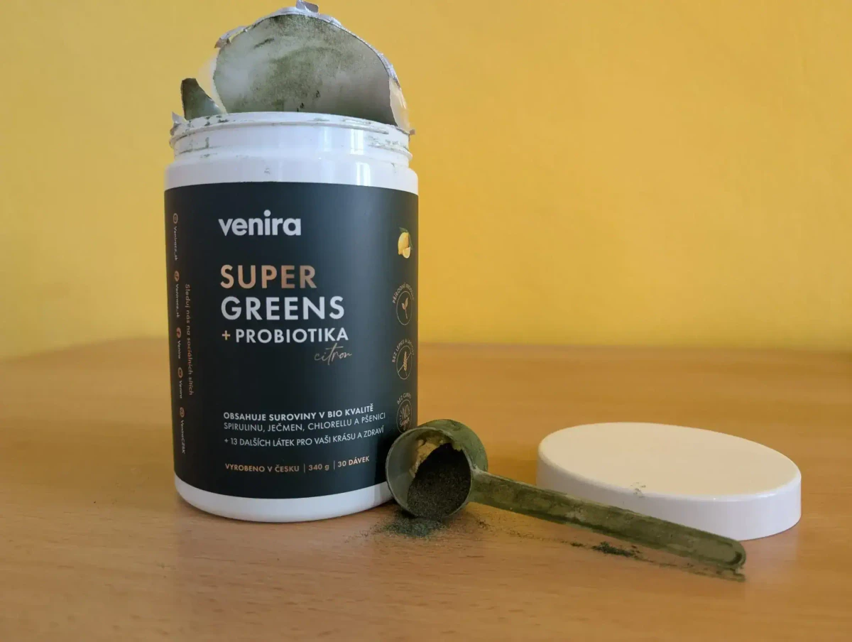 Venira super greens + probiotika odměrka