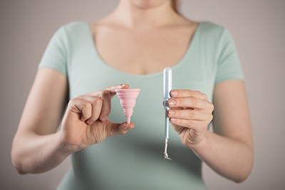 Menstruačný kalíšok versus tampon