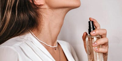 Najlepšie dámske parfumy – ako vybrať voňavku pre ženu